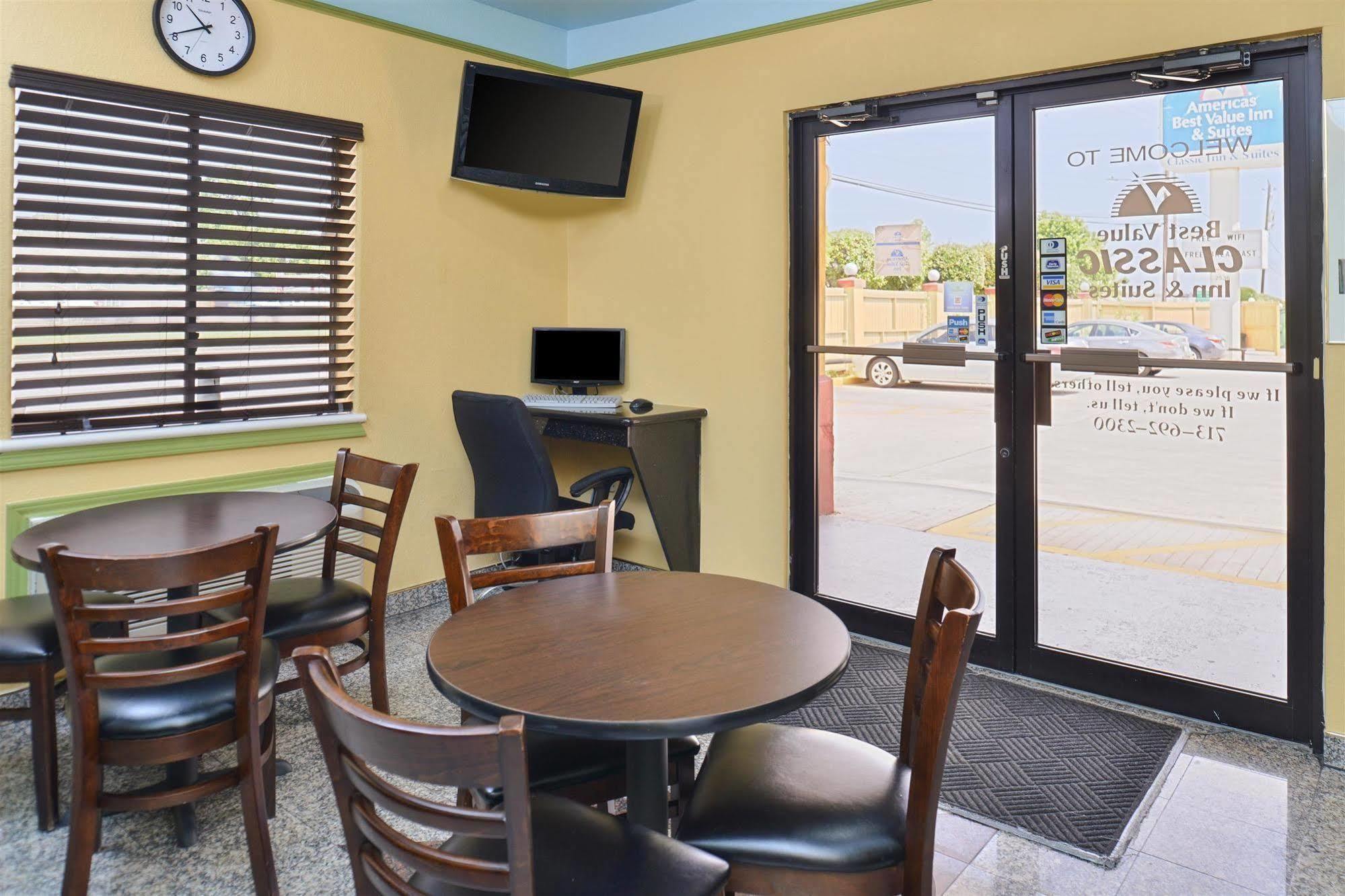 Americas Best Value Inn Downtown Хьюстон Экстерьер фото