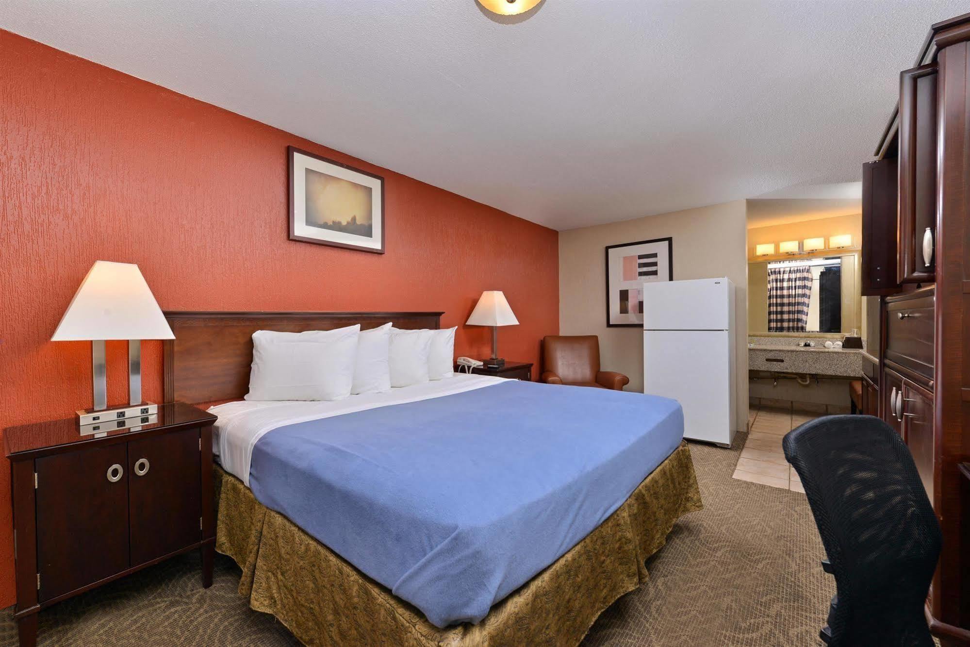 Americas Best Value Inn Downtown Хьюстон Экстерьер фото